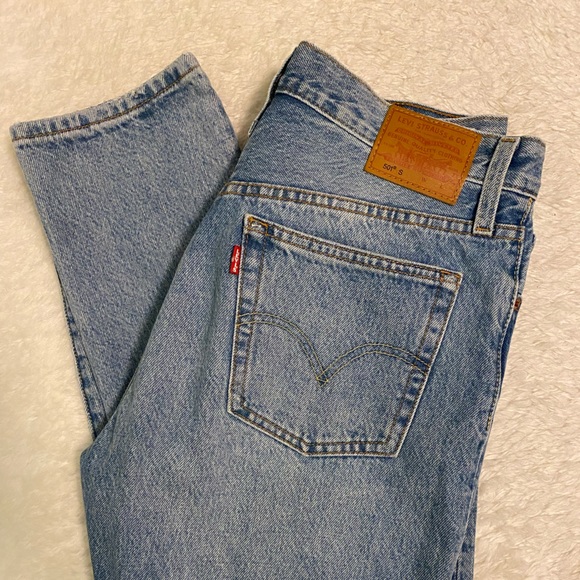 Levi’s 501 Skinny Jeans - Picture 7 of 9